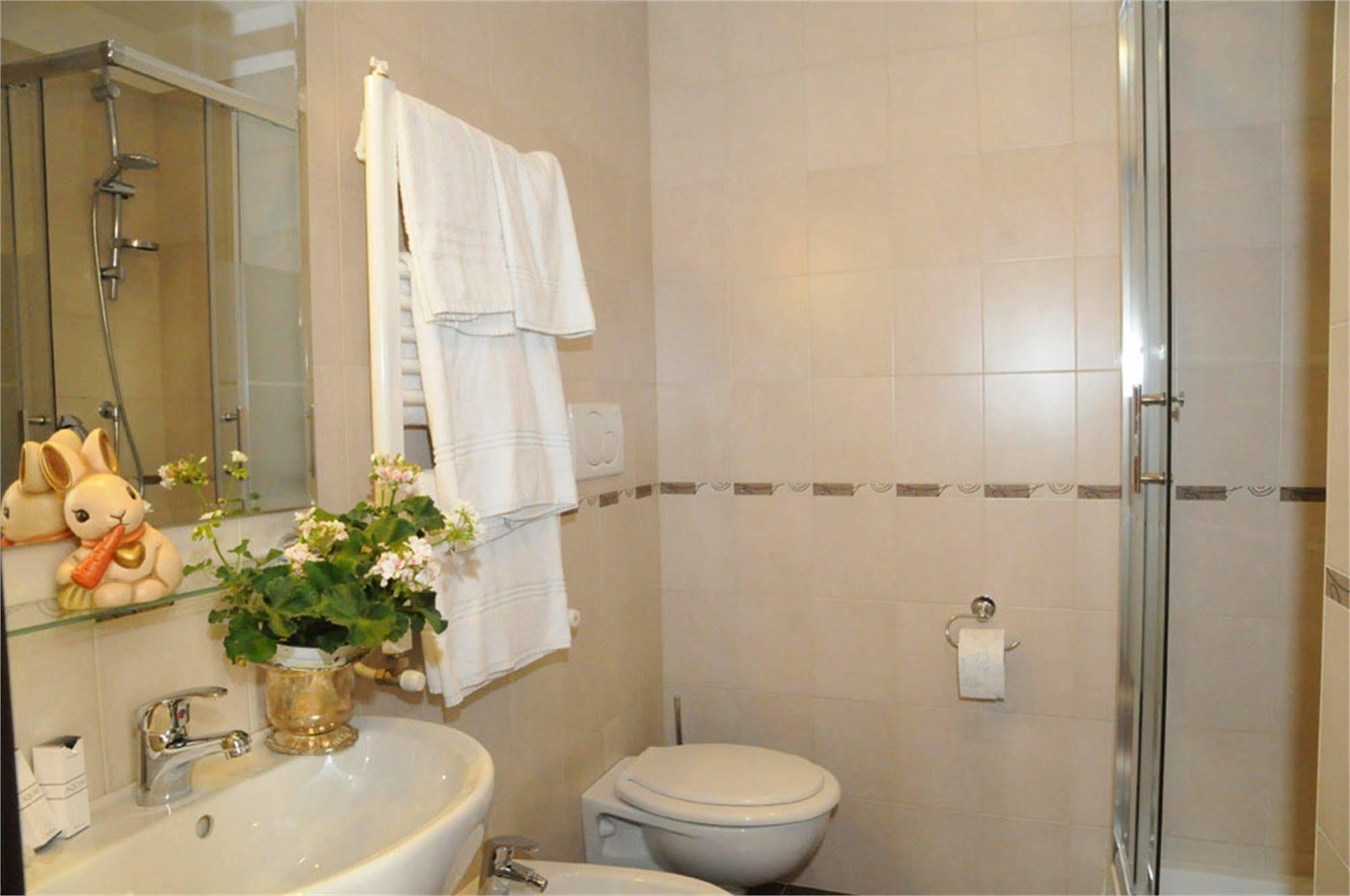 Vatican New Life B&B Рим Екстериор снимка